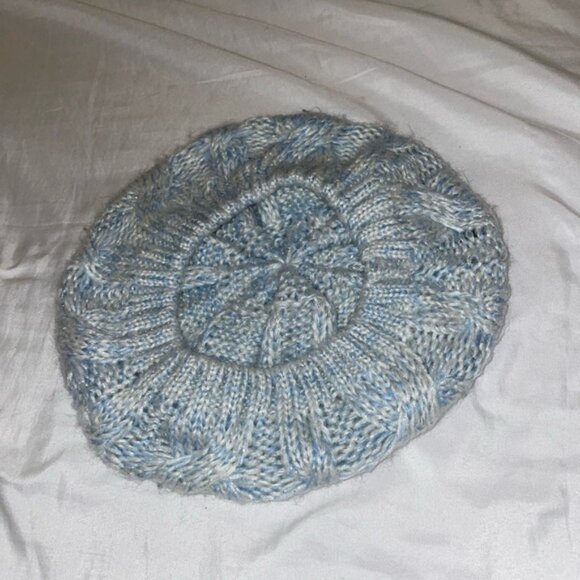 Paris beanie toque - Picture 3 of 3